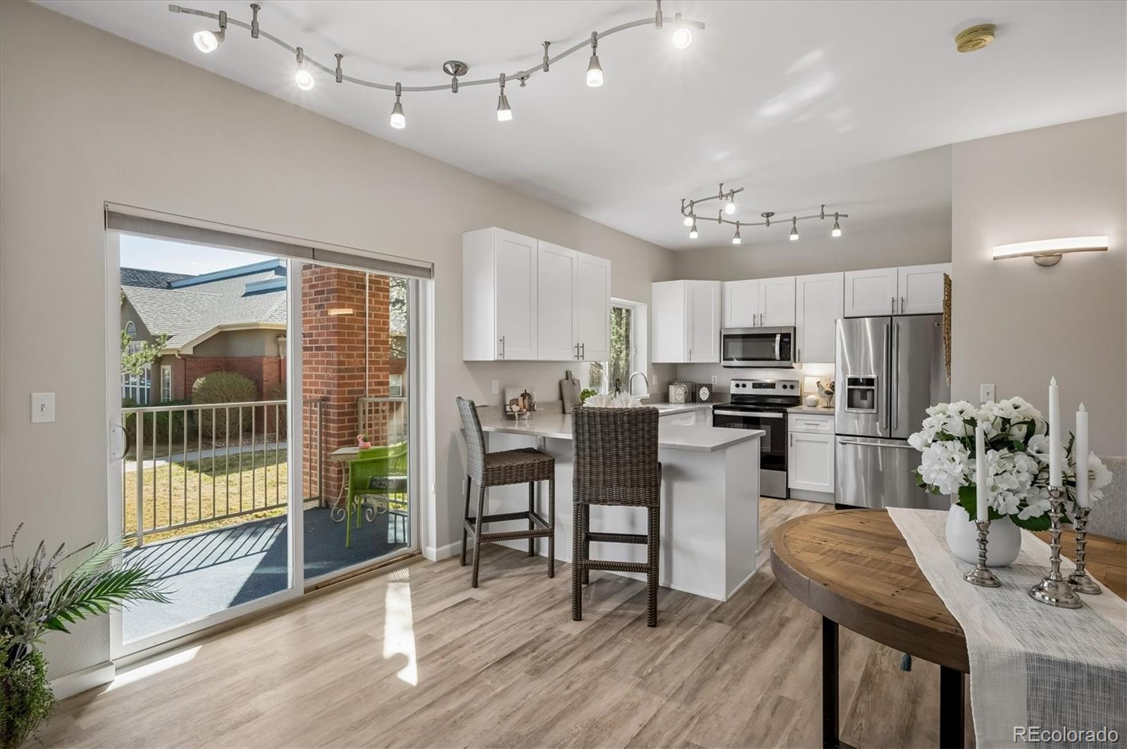 MLS Image #10 for 2895 w riverwalk circle 101,littleton, Colorado