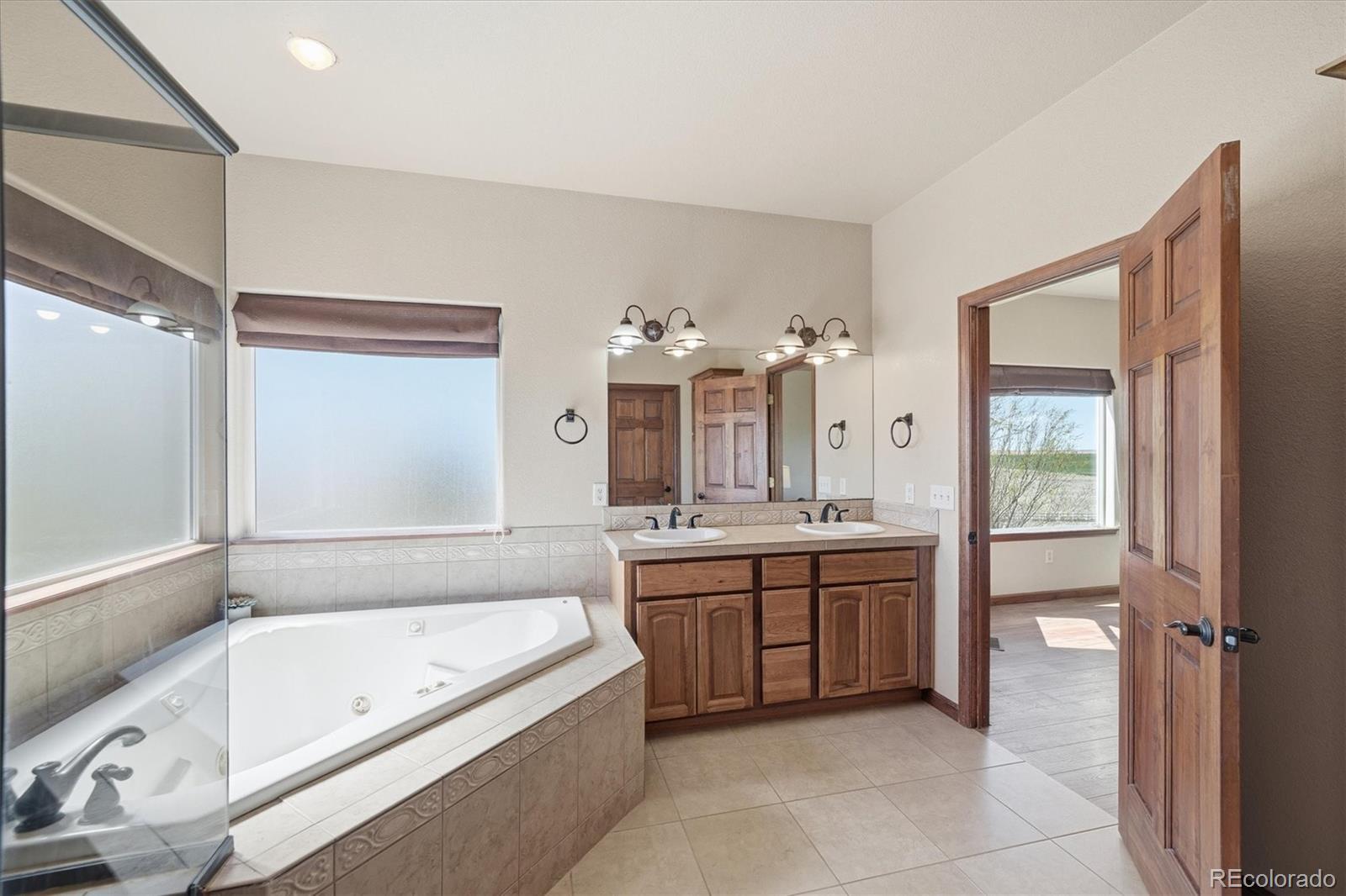 MLS Image #17 for 14661  harback road,keenesburg, Colorado