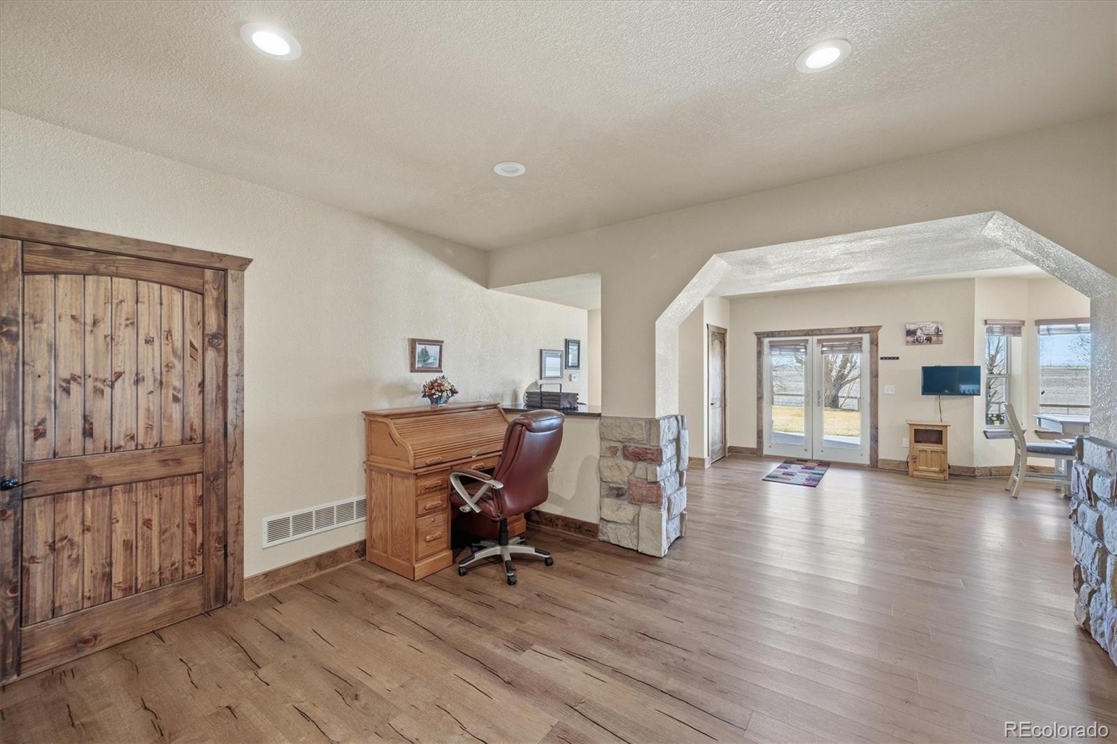 MLS Image #28 for 14661  harback road,keenesburg, Colorado