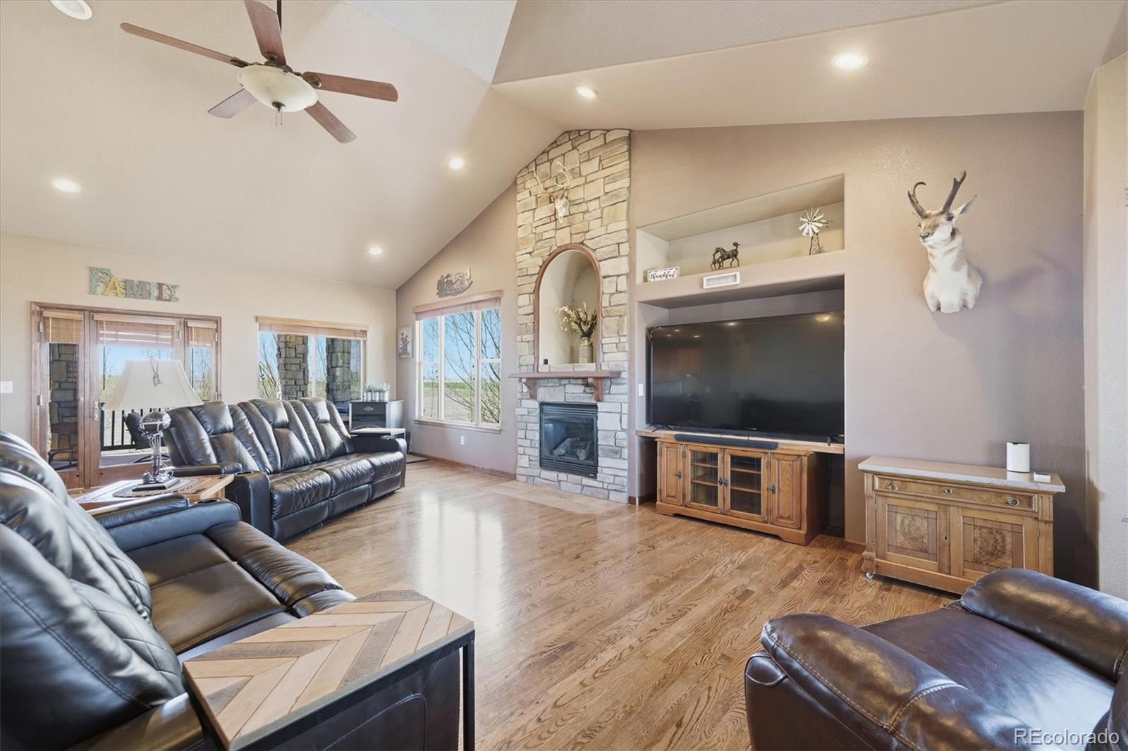 MLS Image #4 for 14661  harback road,keenesburg, Colorado