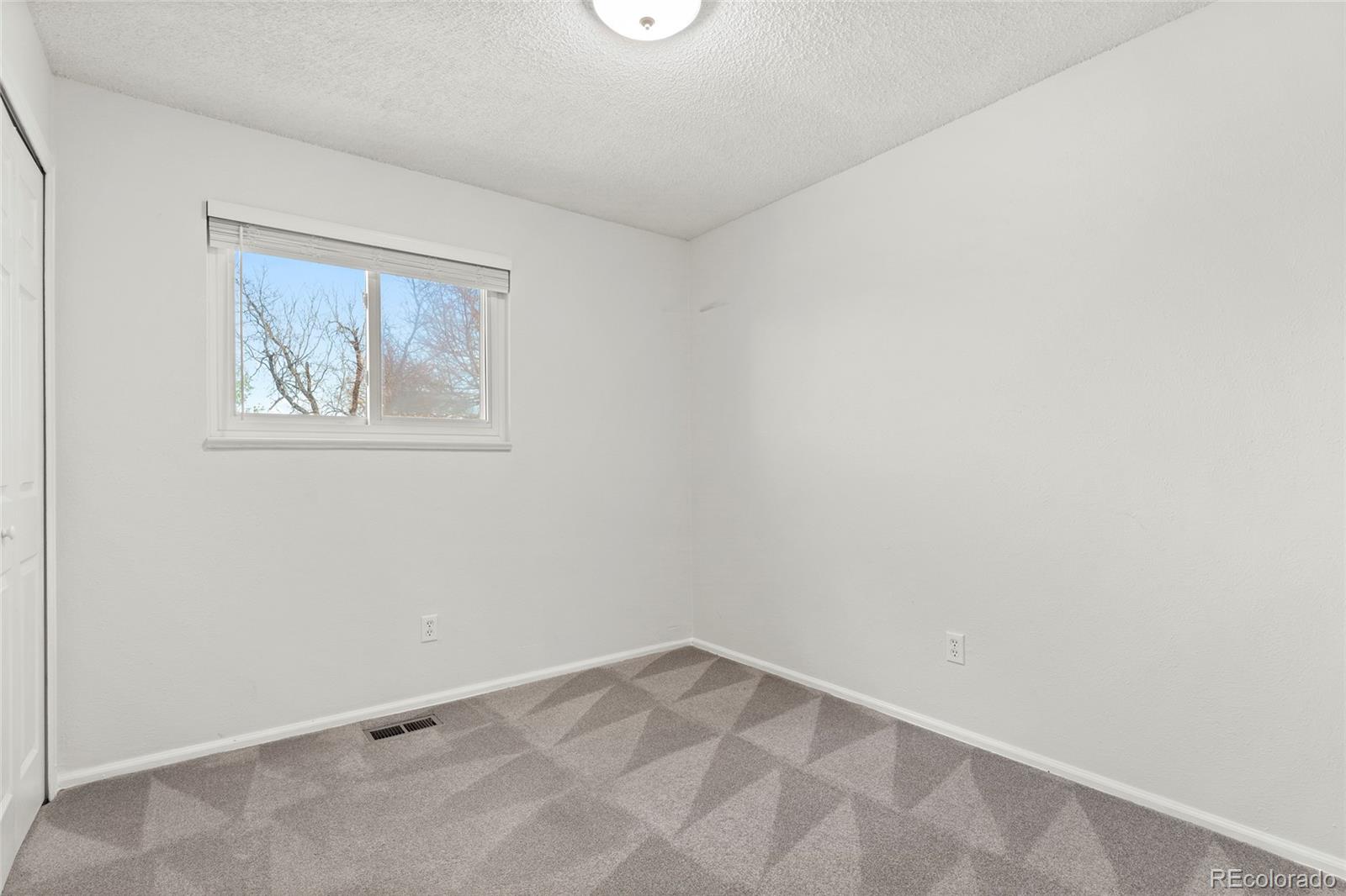 MLS Image #16 for 6315 s johnson street,littleton, Colorado