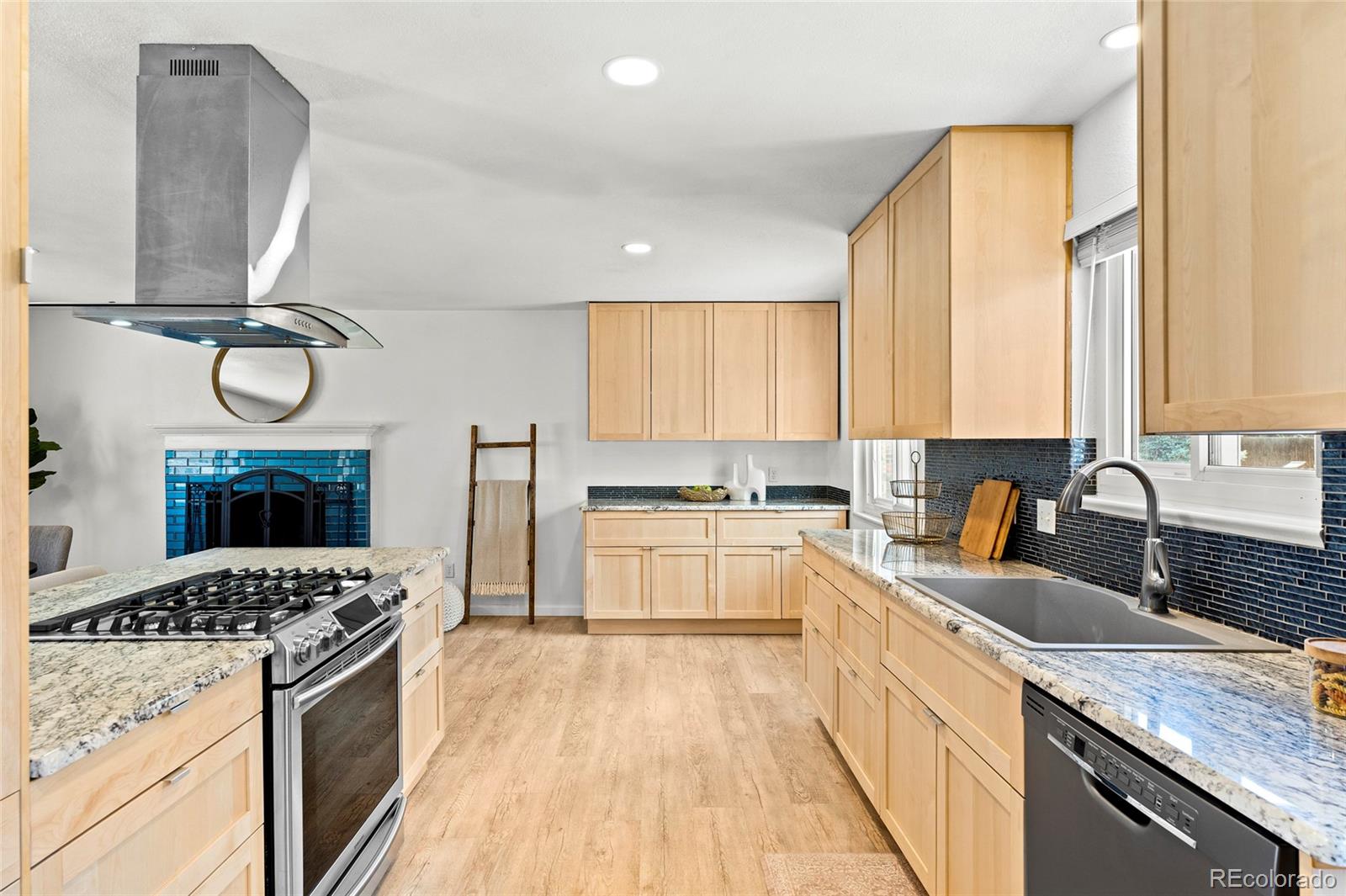 MLS Image #9 for 6315 s johnson street,littleton, Colorado