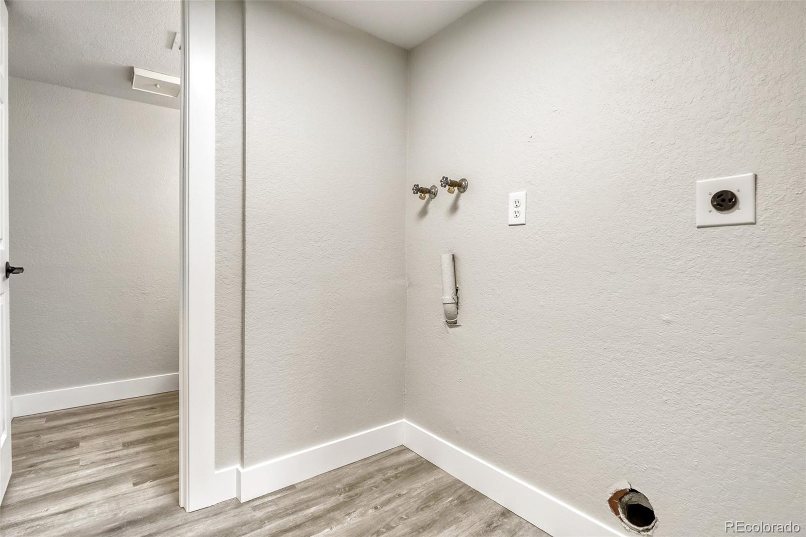 MLS Image #22 for 15195 e bails place,aurora, Colorado