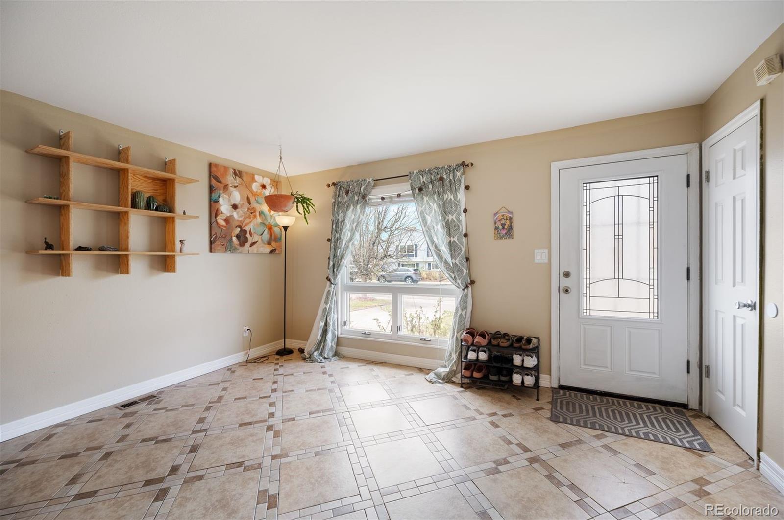 MLS Image #6 for 1052  lewiston street,aurora, Colorado