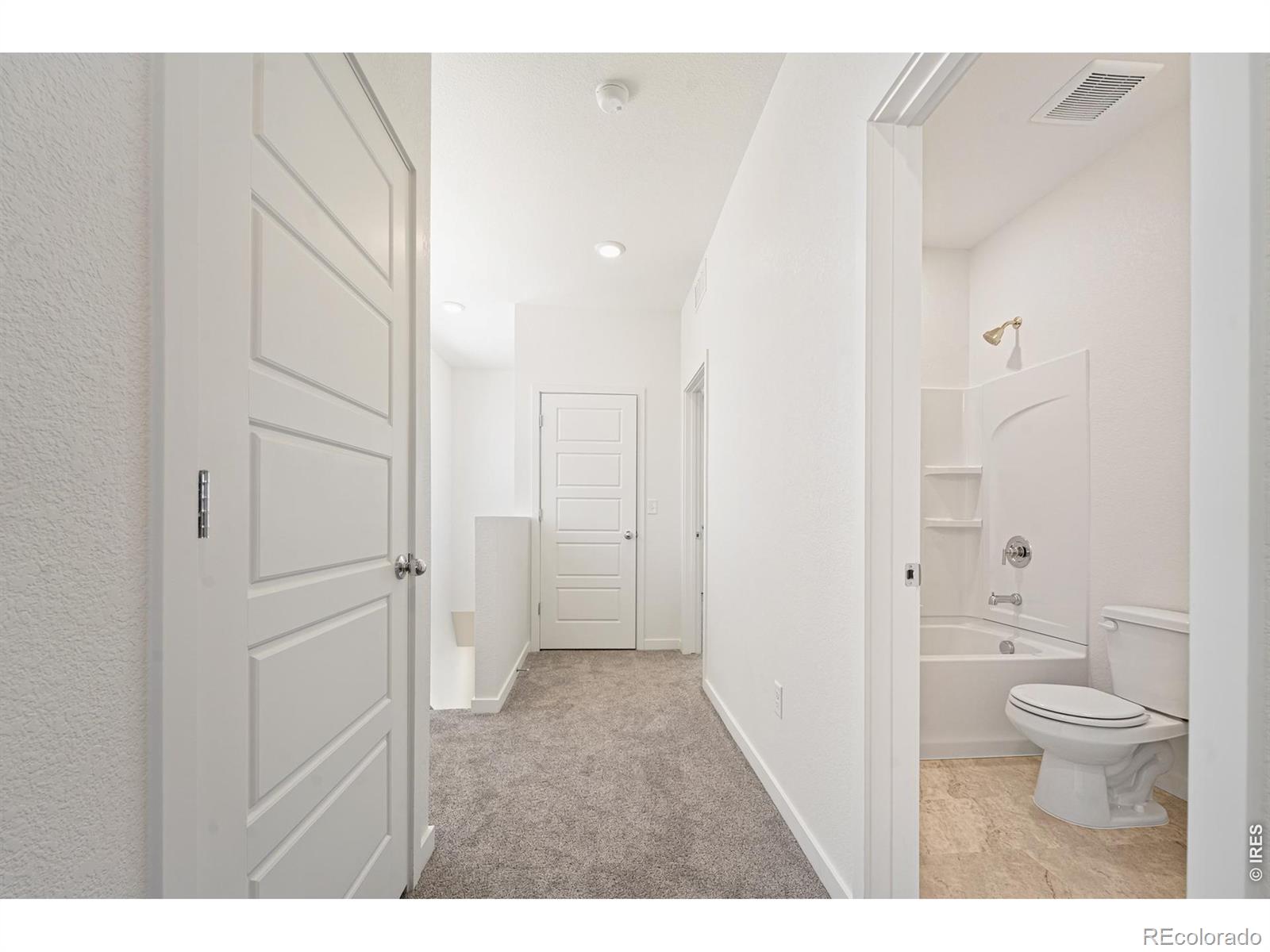 MLS Image #13 for 3901  kenai street,evans, Colorado