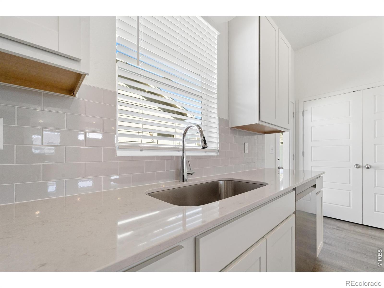 MLS Image #4 for 3901  kenai street,evans, Colorado