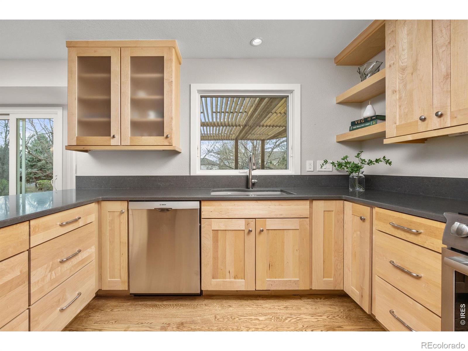 MLS Image #10 for 350 w spruce lane,louisville, Colorado