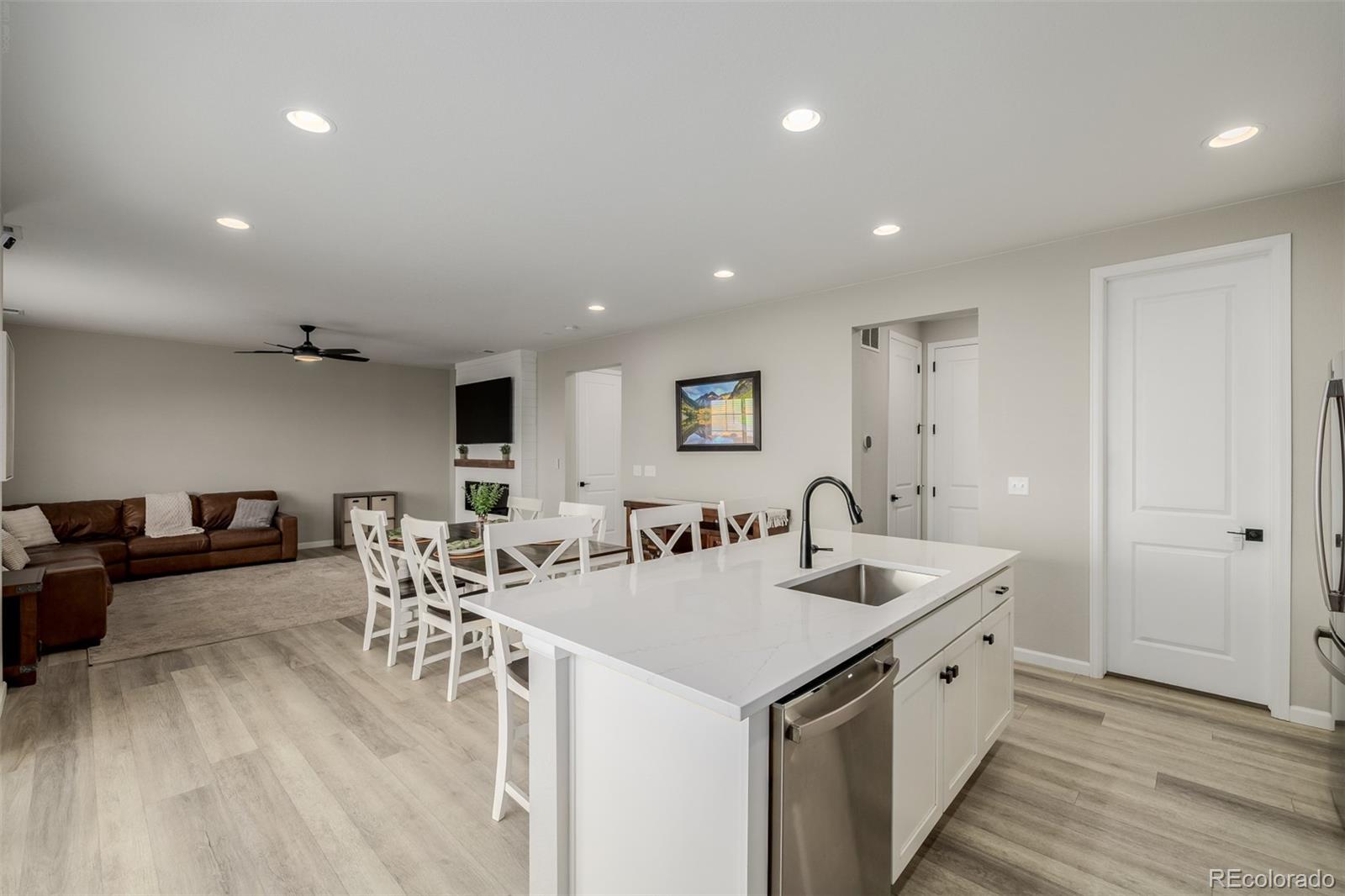 MLS Image #15 for 521  bear peak court,erie, Colorado