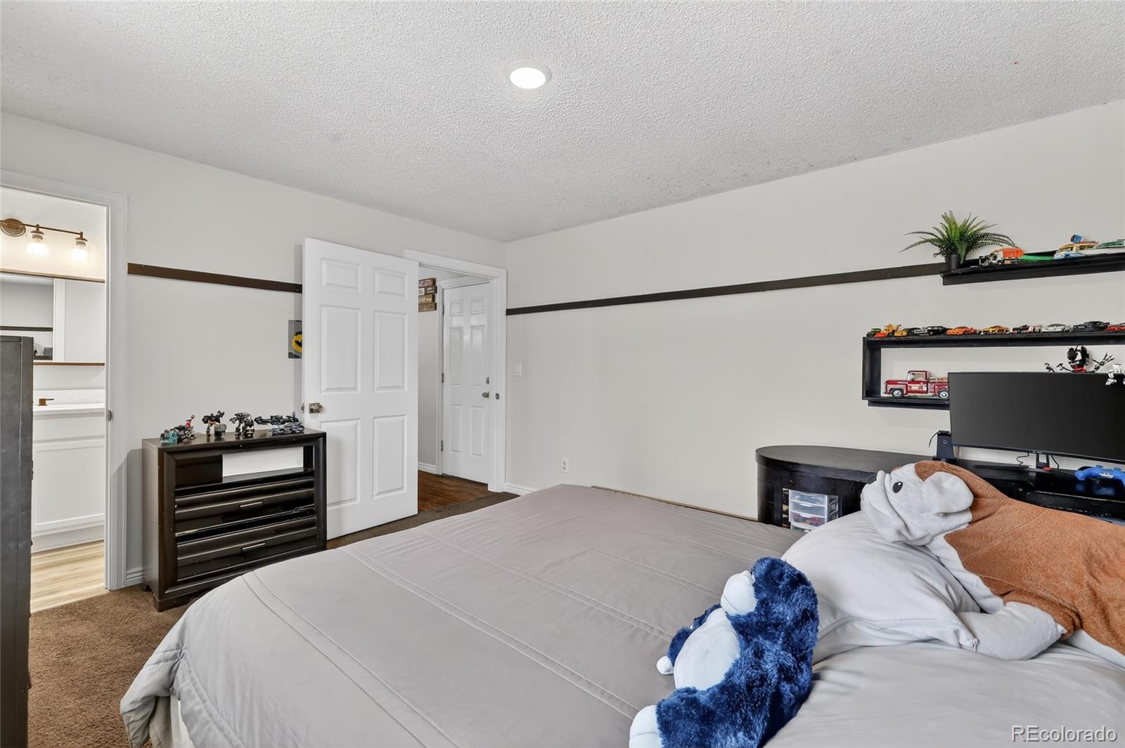 MLS Image #13 for 17701 e kansas place,aurora, Colorado
