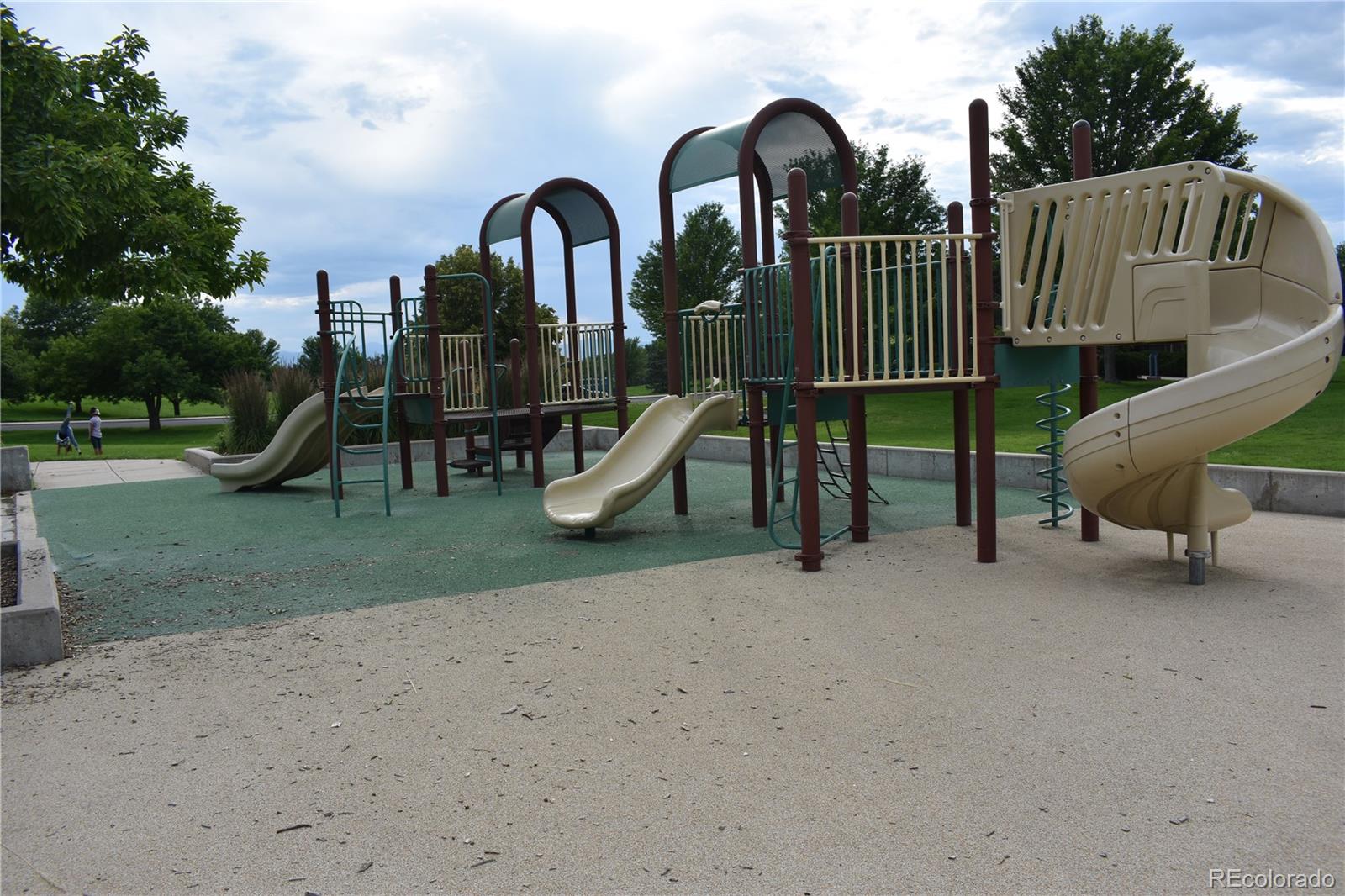 MLS Image #31 for 4974 s evanston street,aurora, Colorado