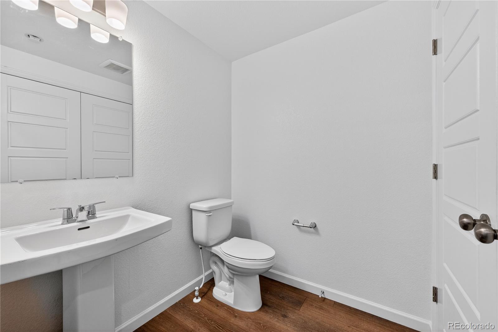 MLS Image #13 for 6721 e 148th drive 4,thornton, Colorado