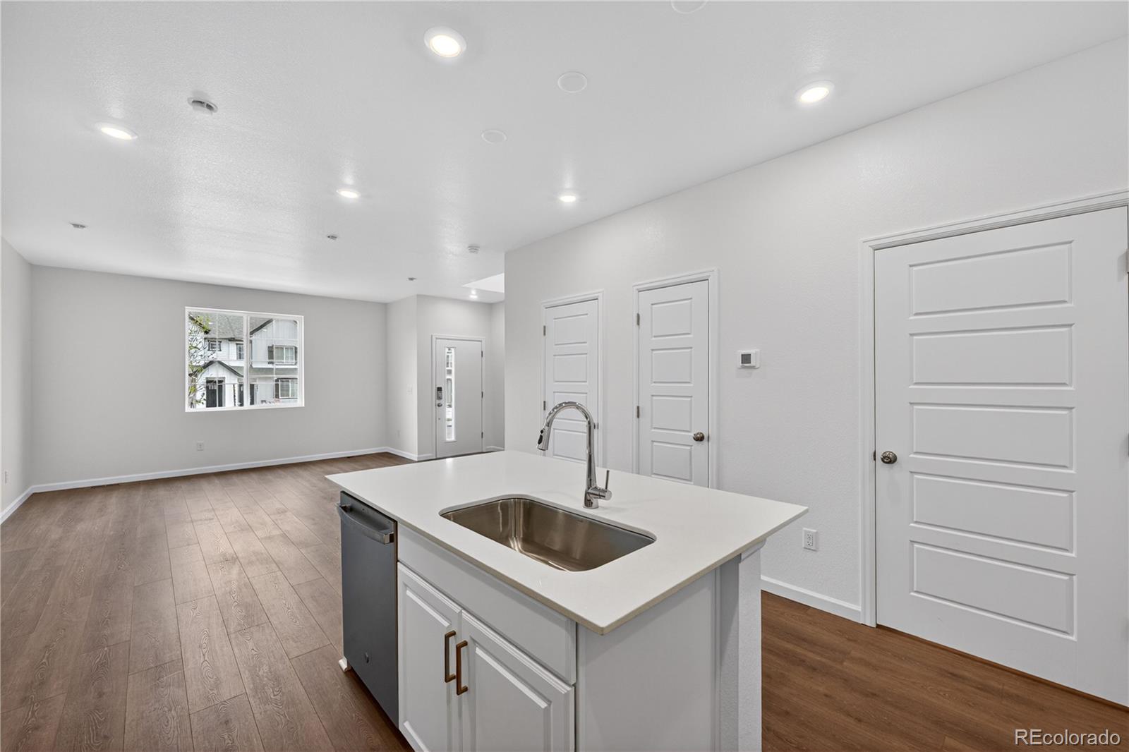 MLS Image #5 for 6721 e 148th drive 4,thornton, Colorado