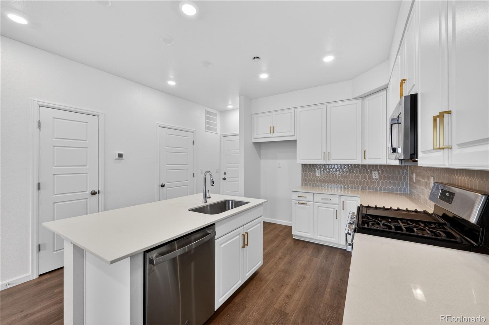 MLS Image #6 for 6721 e 148th drive 4,thornton, Colorado