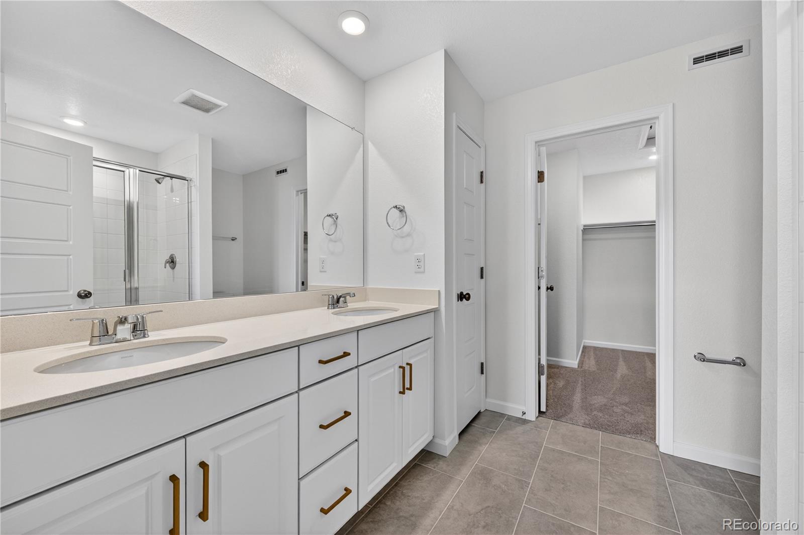 MLS Image #9 for 6721 e 148th drive 4,thornton, Colorado