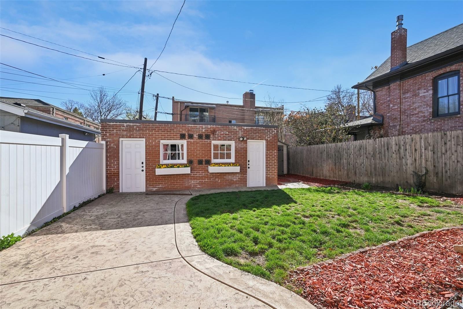 MLS Image #37 for 1676  adams street,denver, Colorado
