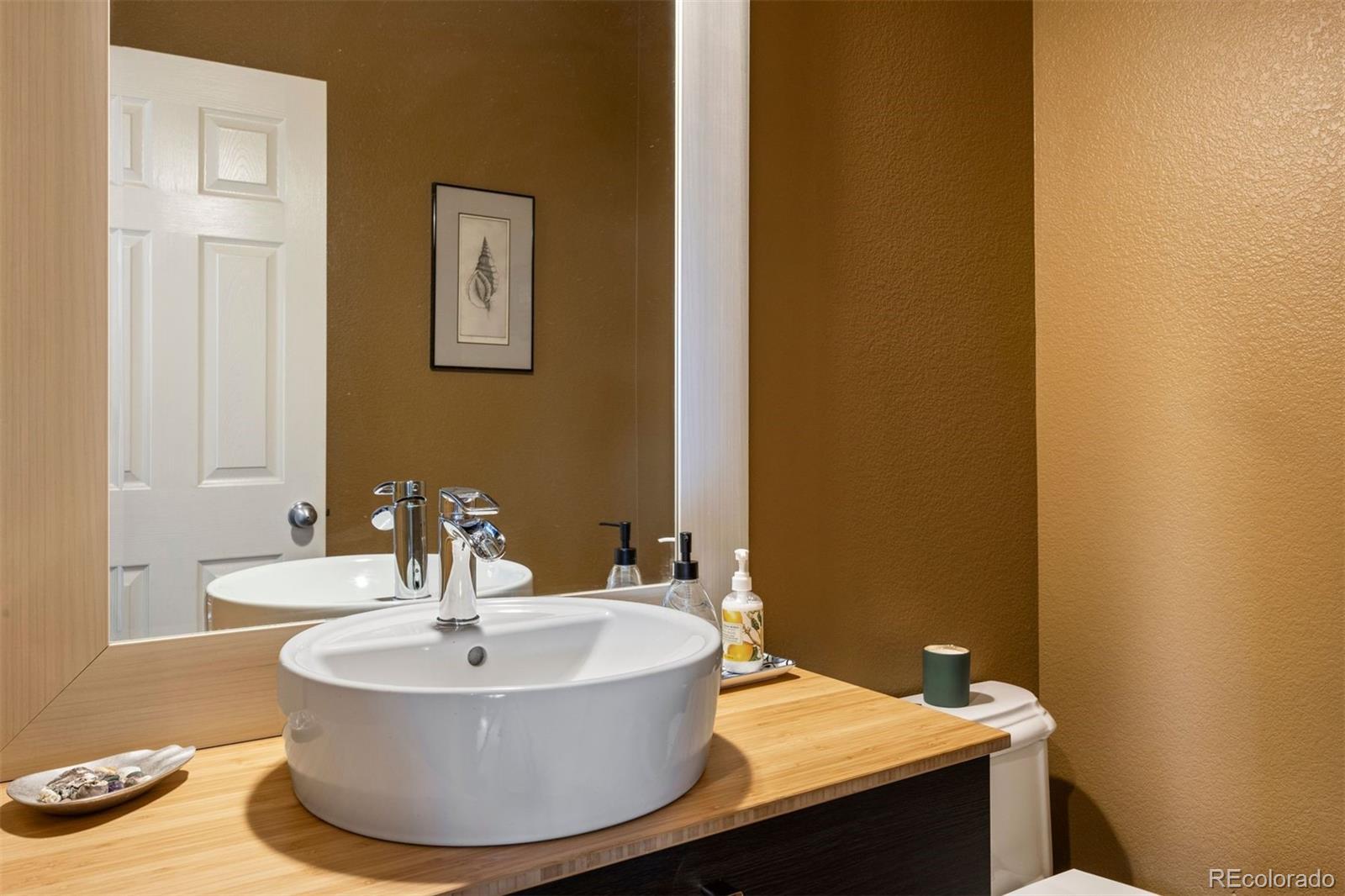MLS Image #11 for 8399  liverpool circle,littleton, Colorado
