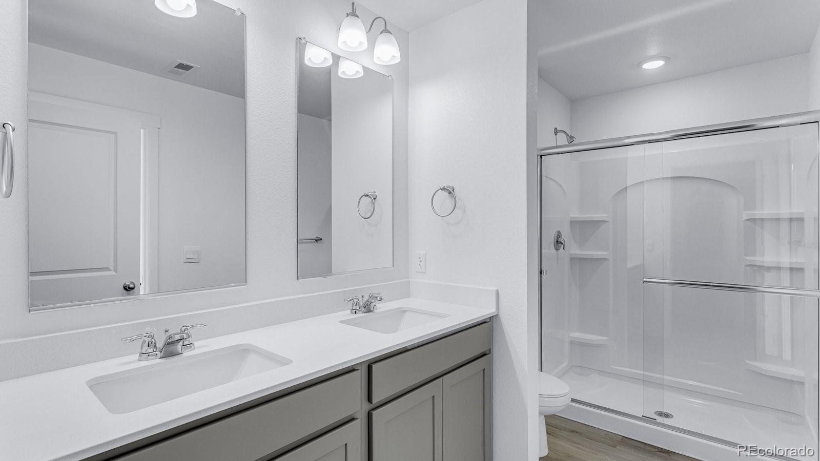 MLS Image #41 for 1358 s chester street b,denver, Colorado