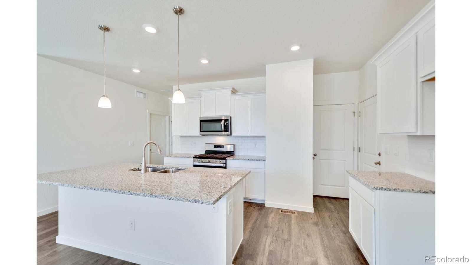 MLS Image #8 for 739  ayrshire road,johnstown, Colorado