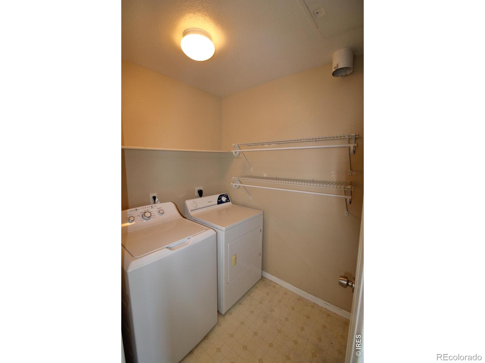 MLS Image #9 for 10381  cook way 206,thornton, Colorado