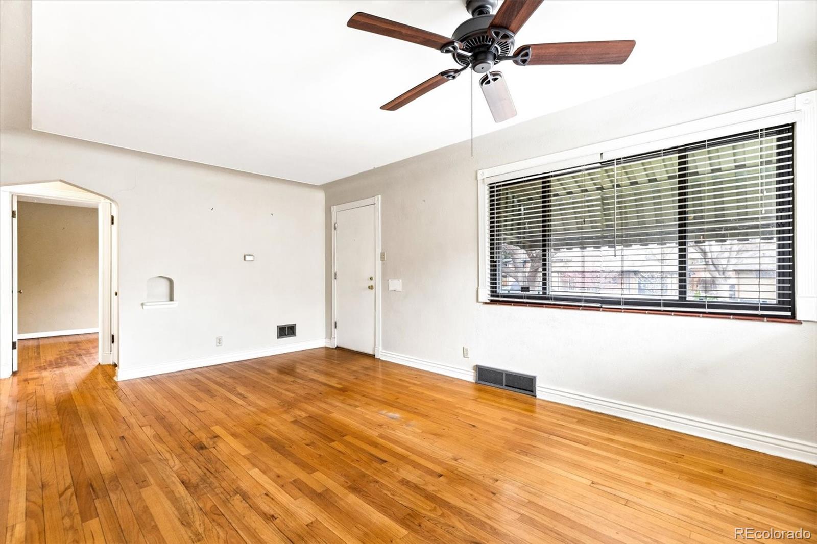 MLS Image #2 for 2233  kenton street,aurora, Colorado