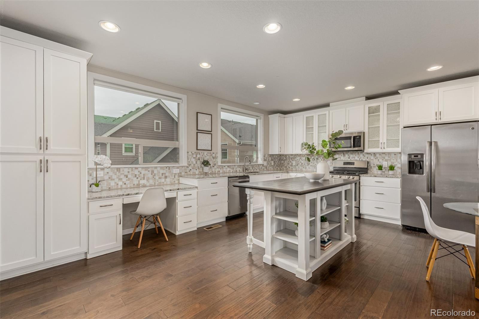 MLS Image #4 for 9015 e 49th place ,denver, Colorado