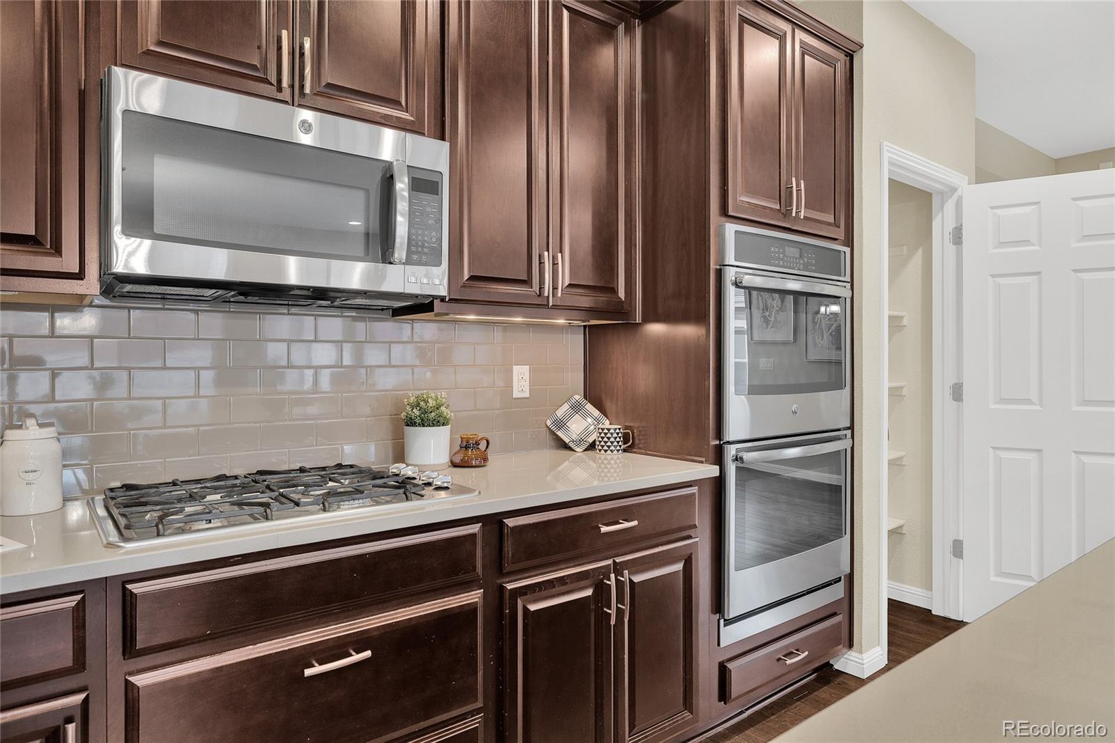 MLS Image #11 for 12552  meadowlark lane,broomfield, Colorado