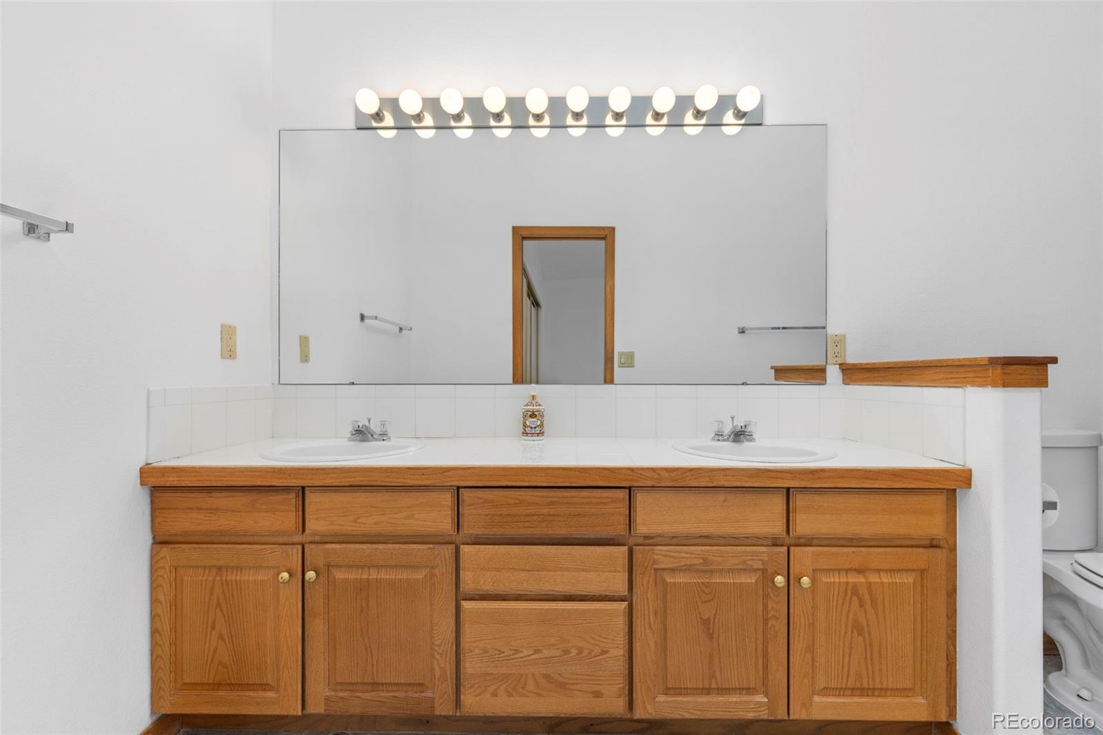 MLS Image #15 for 710 w birch court,louisville, Colorado
