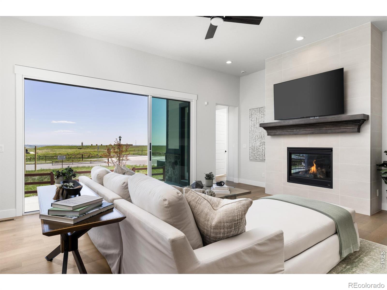 MLS Image #8 for 1819  vista valley drive,windsor, Colorado