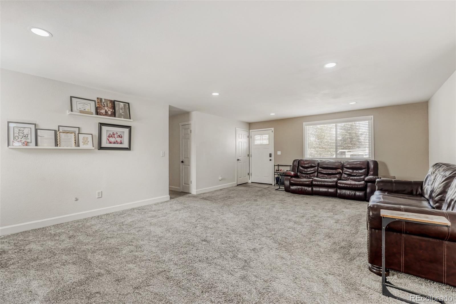 MLS Image #3 for 3177 s mobile way,aurora, Colorado