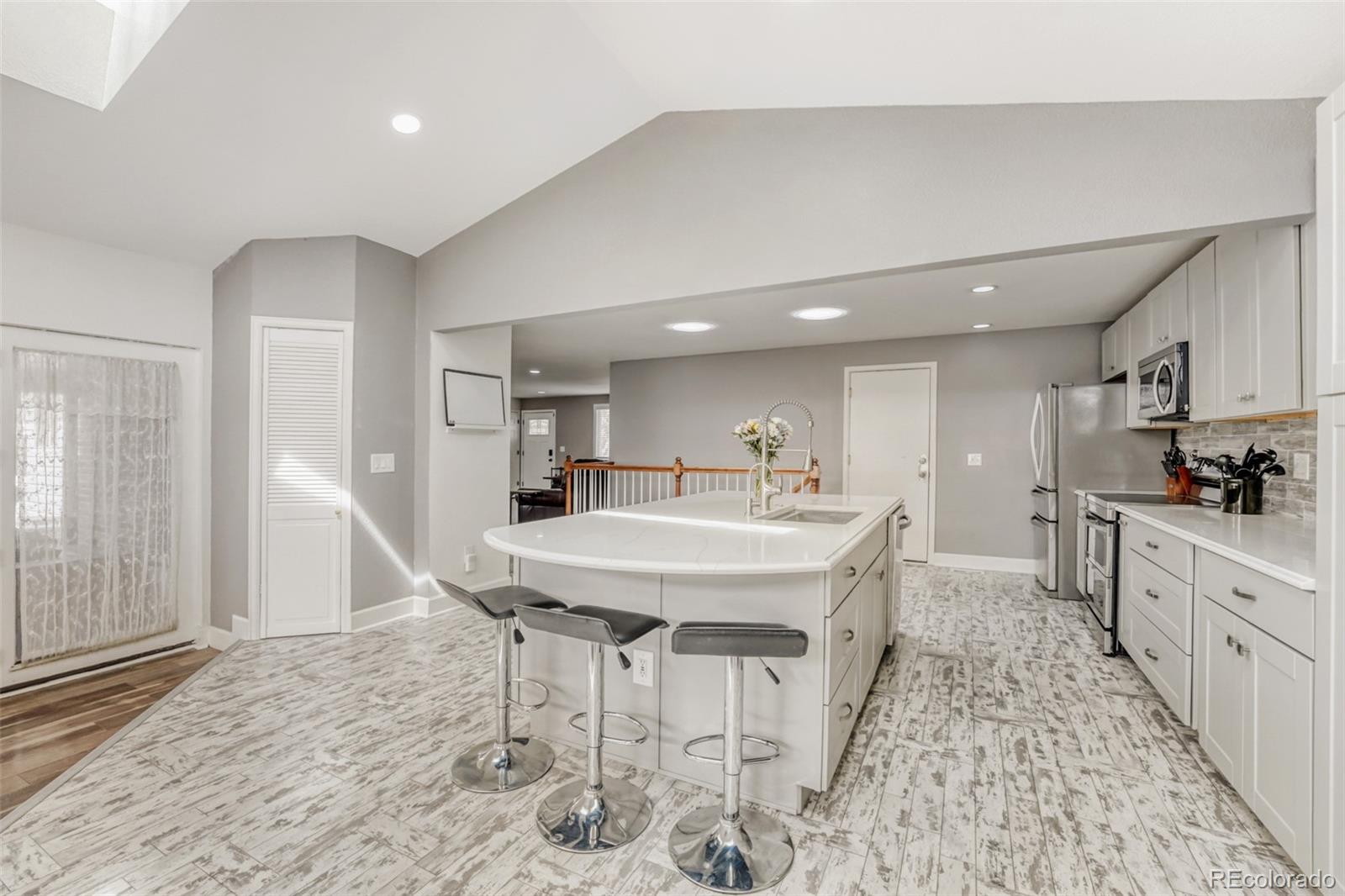 MLS Image #9 for 3177 s mobile way,aurora, Colorado