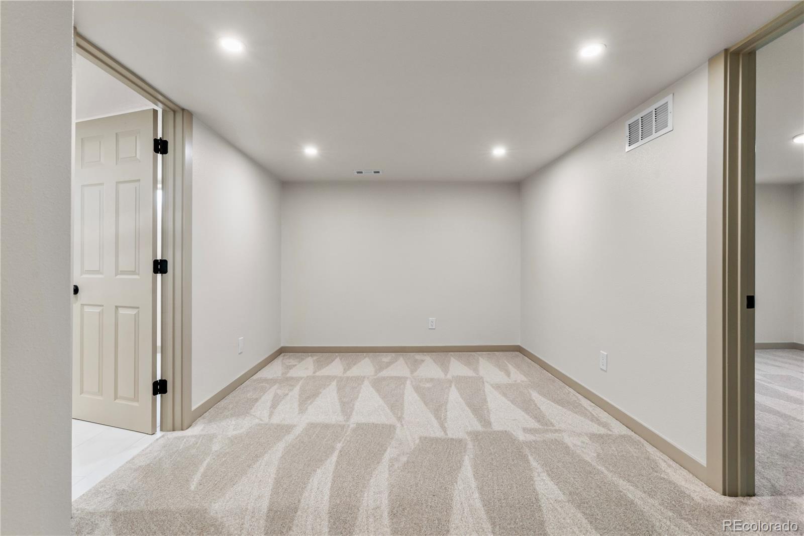 MLS Image #12 for 4785 s elati street,englewood, Colorado