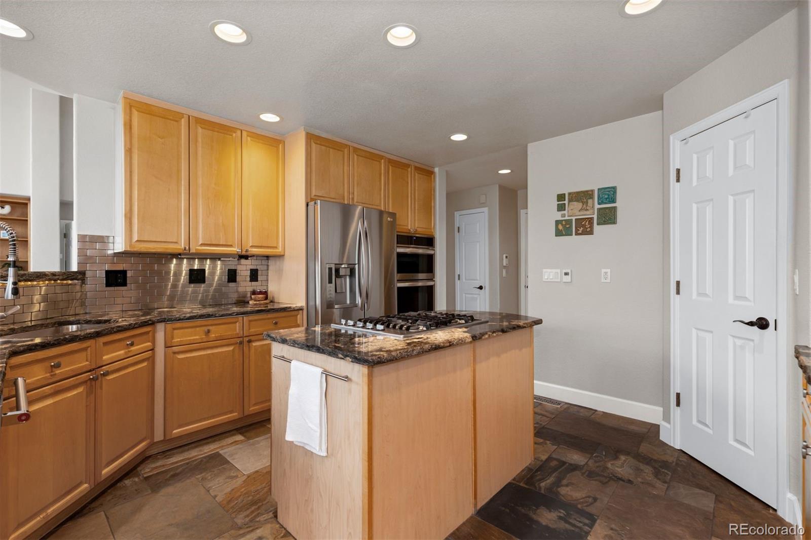 MLS Image #16 for 3815  broadmoor loop,broomfield, Colorado