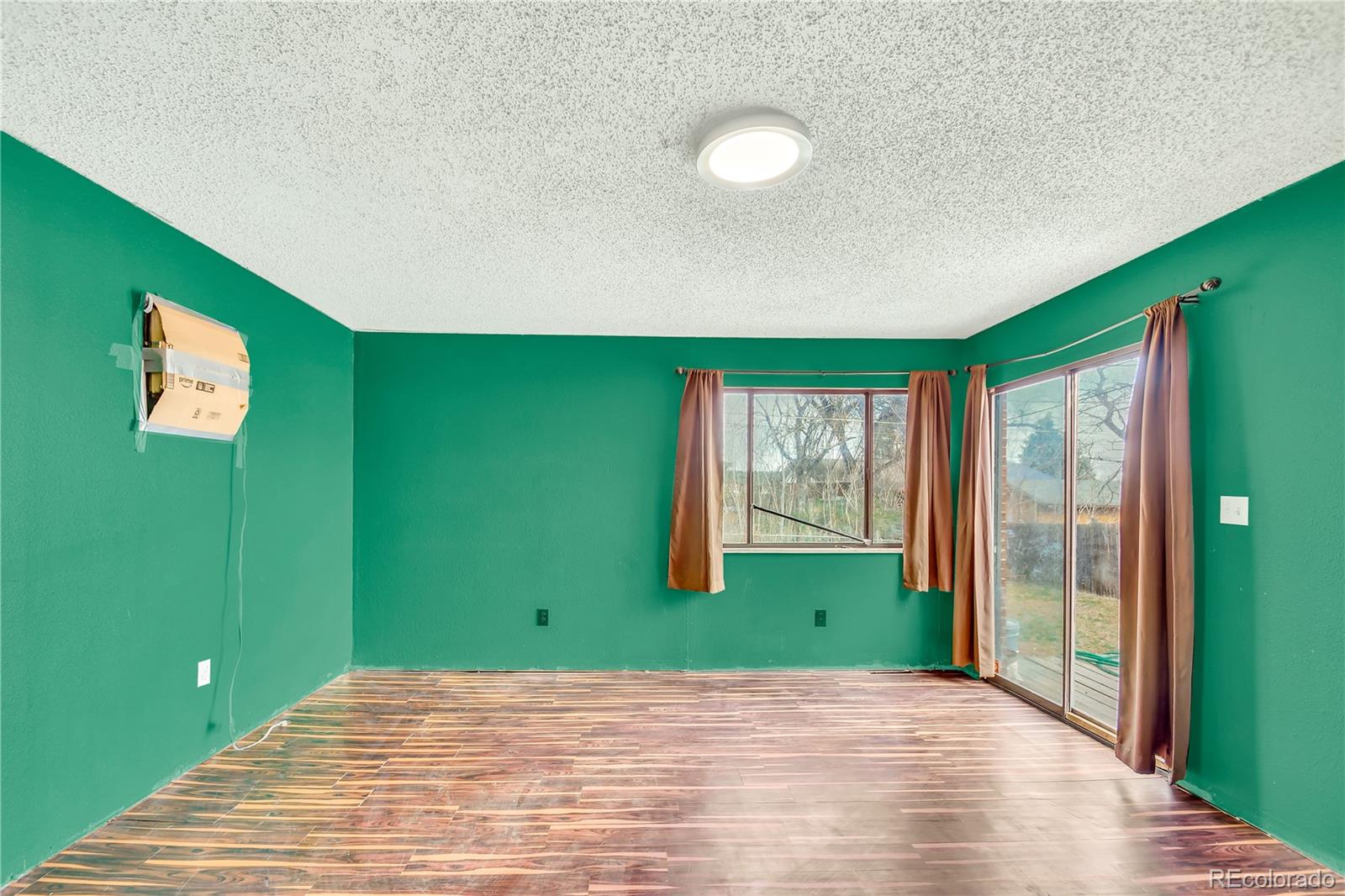 MLS Image #11 for 127 e 81 st avenue,denver, Colorado