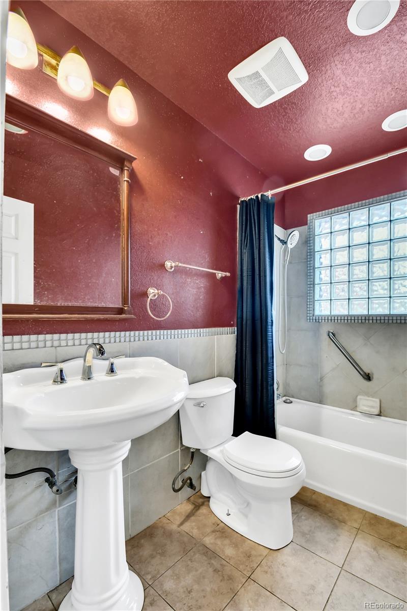 MLS Image #21 for 127 e 81 st avenue,denver, Colorado