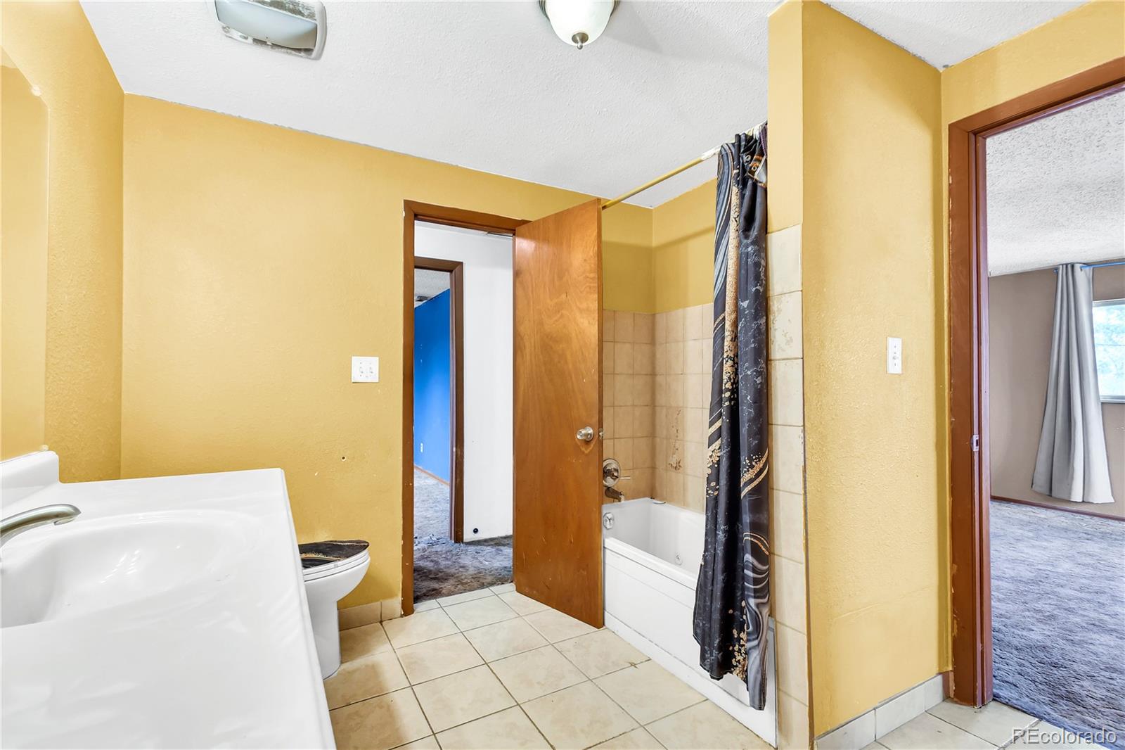MLS Image #27 for 127 e 81 st avenue,denver, Colorado