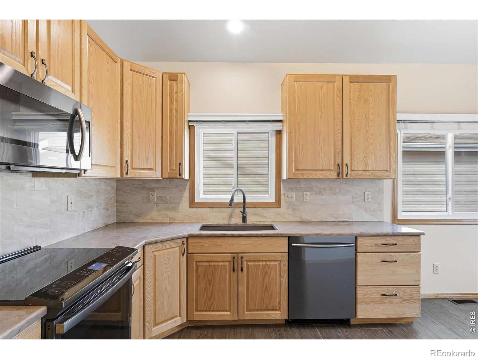 MLS Image #10 for 3461  fieldstone drive,fort collins, Colorado