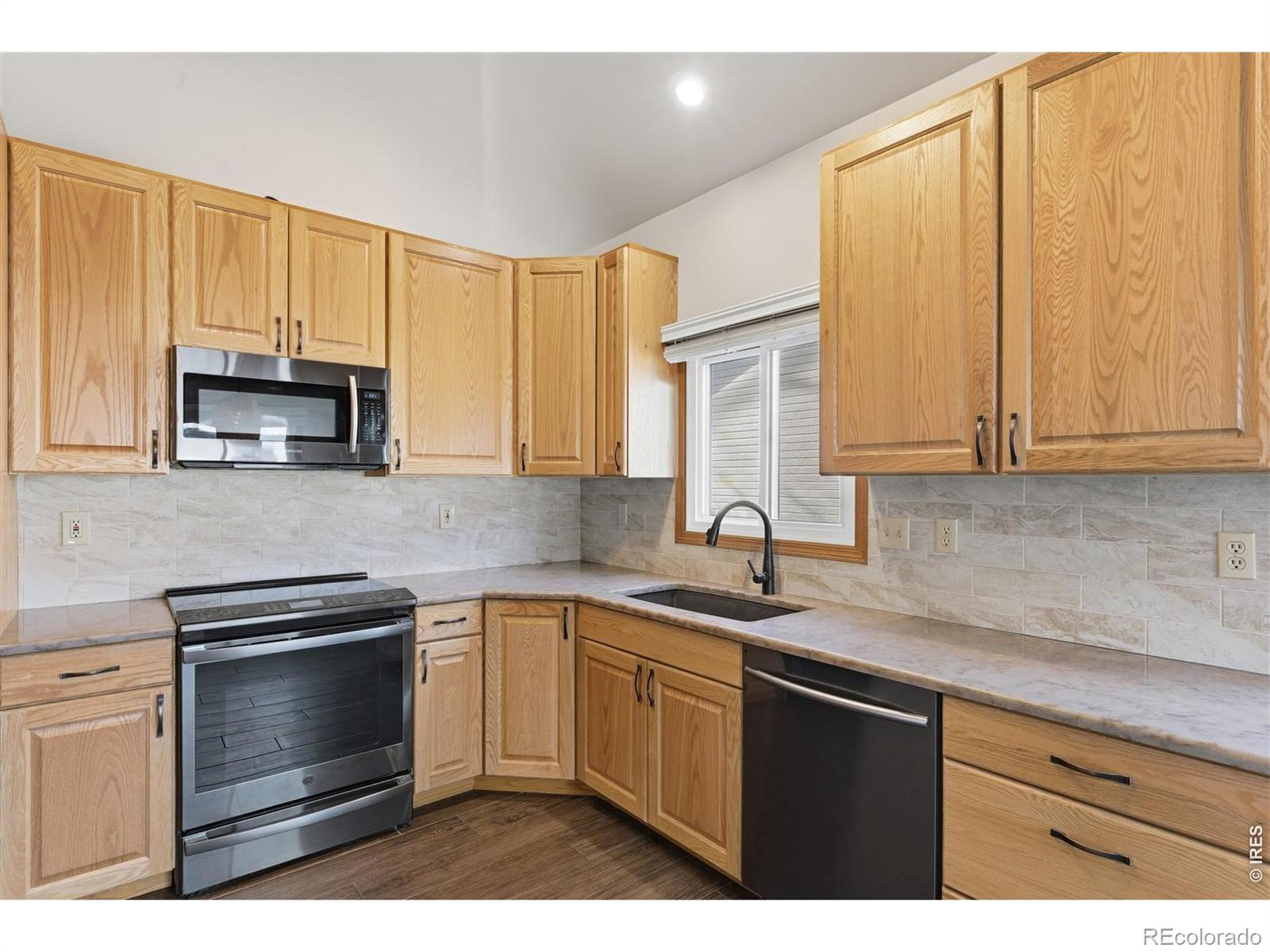 MLS Image #11 for 3461  fieldstone drive,fort collins, Colorado