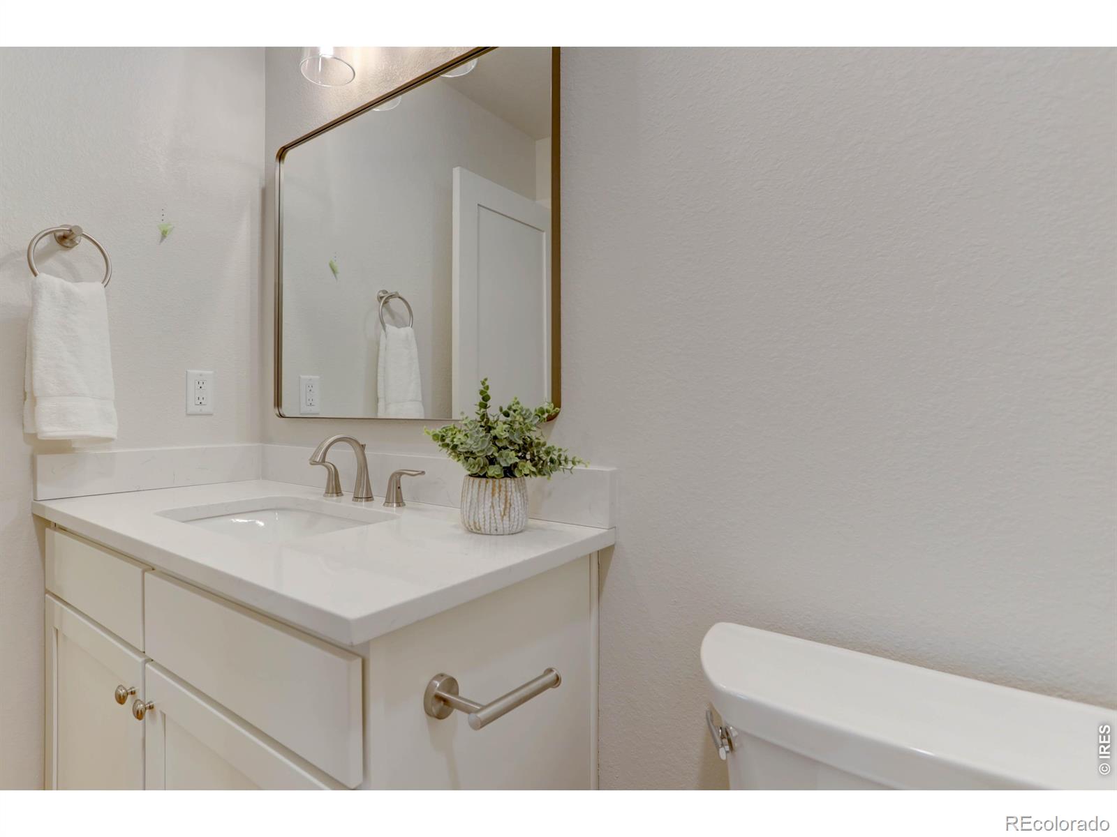 MLS Image #11 for 481  muirfield court,louisville, Colorado