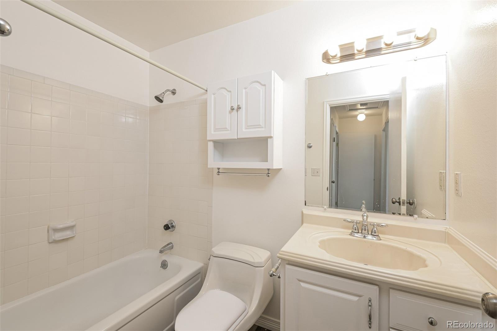 MLS Image #13 for 16812 e mansfield circle,aurora, Colorado