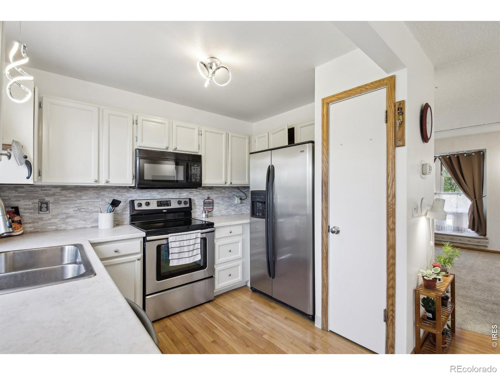 MLS Image #12 for 710  sedge way,lafayette, Colorado