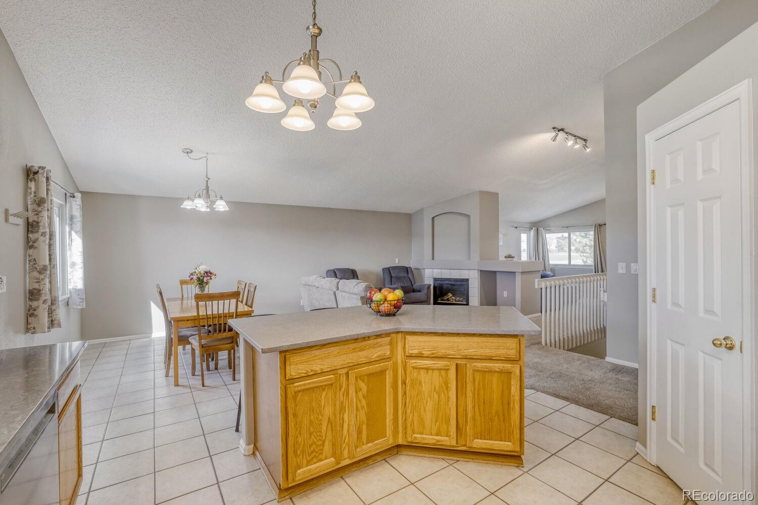 MLS Image #9 for 11190 w aqueduct drive,littleton, Colorado