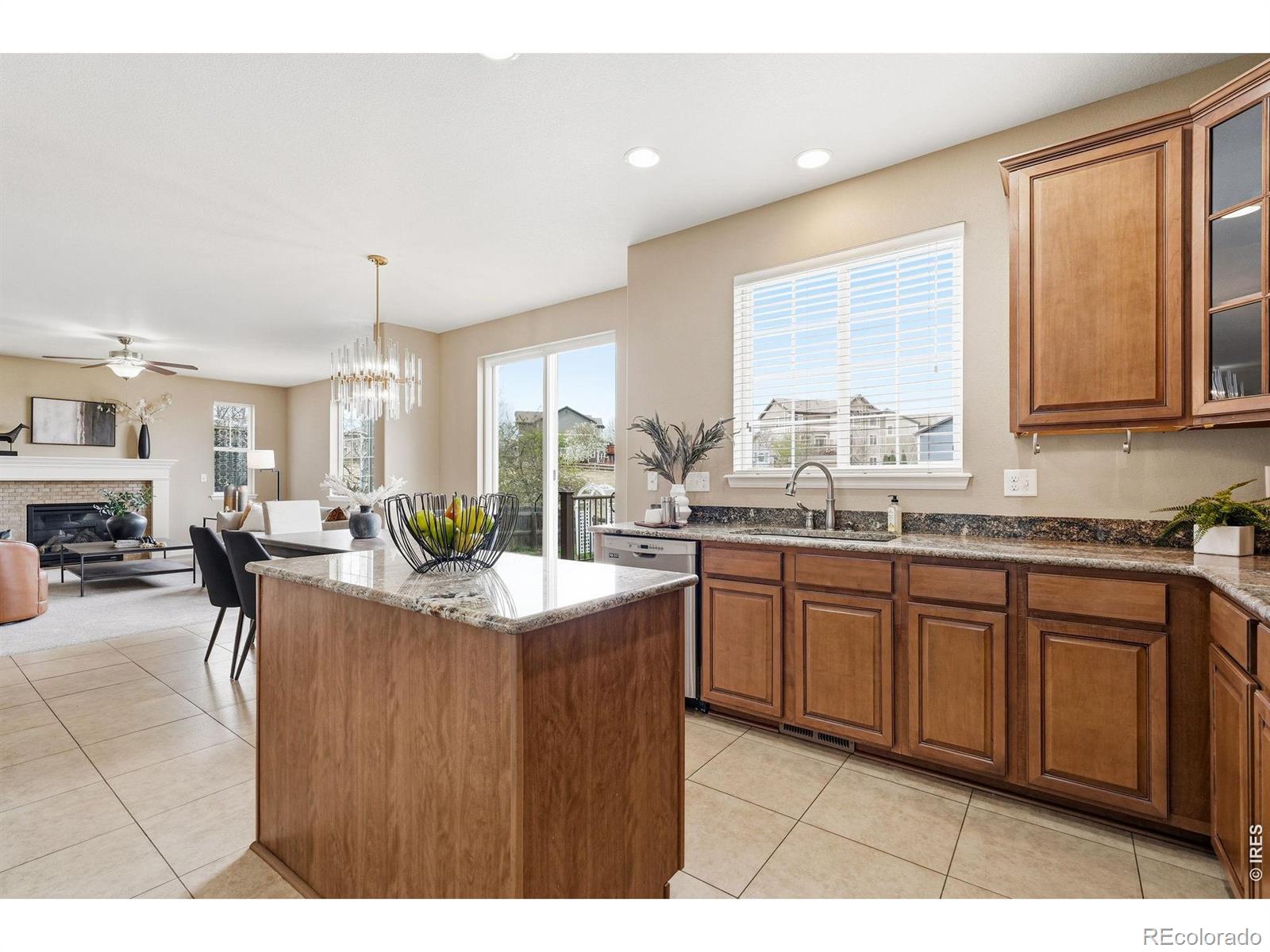 MLS Image #14 for 1277  mathews way,erie, Colorado