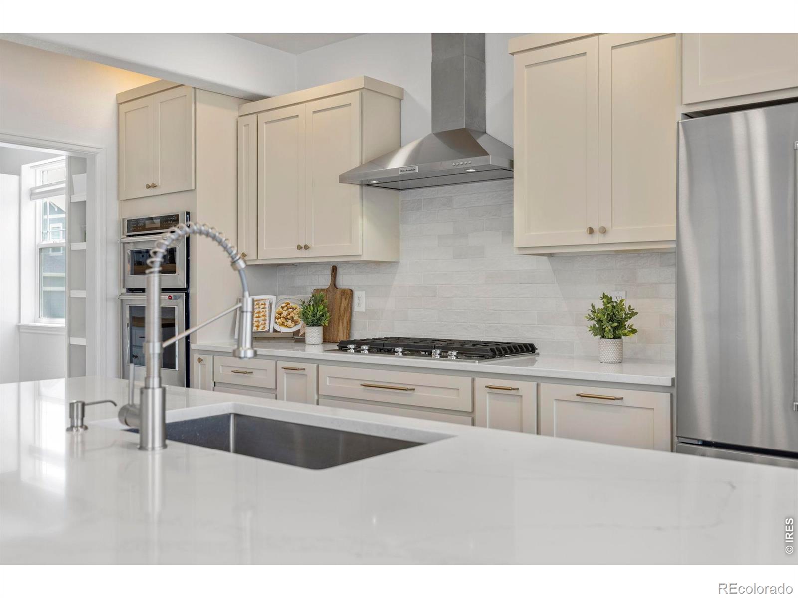 MLS Image #13 for 1833  cheyenne court,lafayette, Colorado