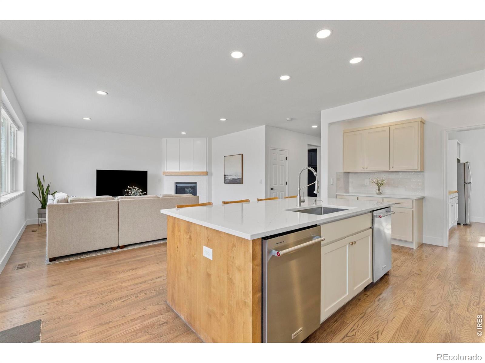 MLS Image #14 for 1833  cheyenne court,lafayette, Colorado