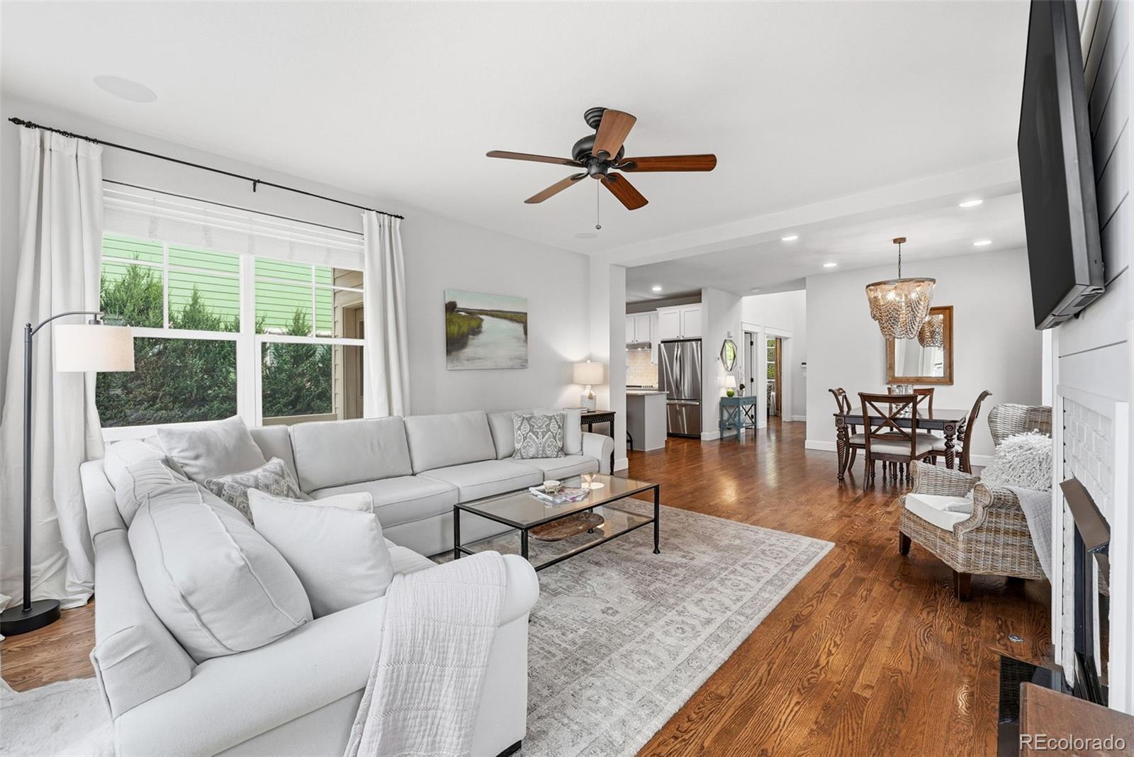 MLS Image #12 for 2356  akron street,denver, Colorado