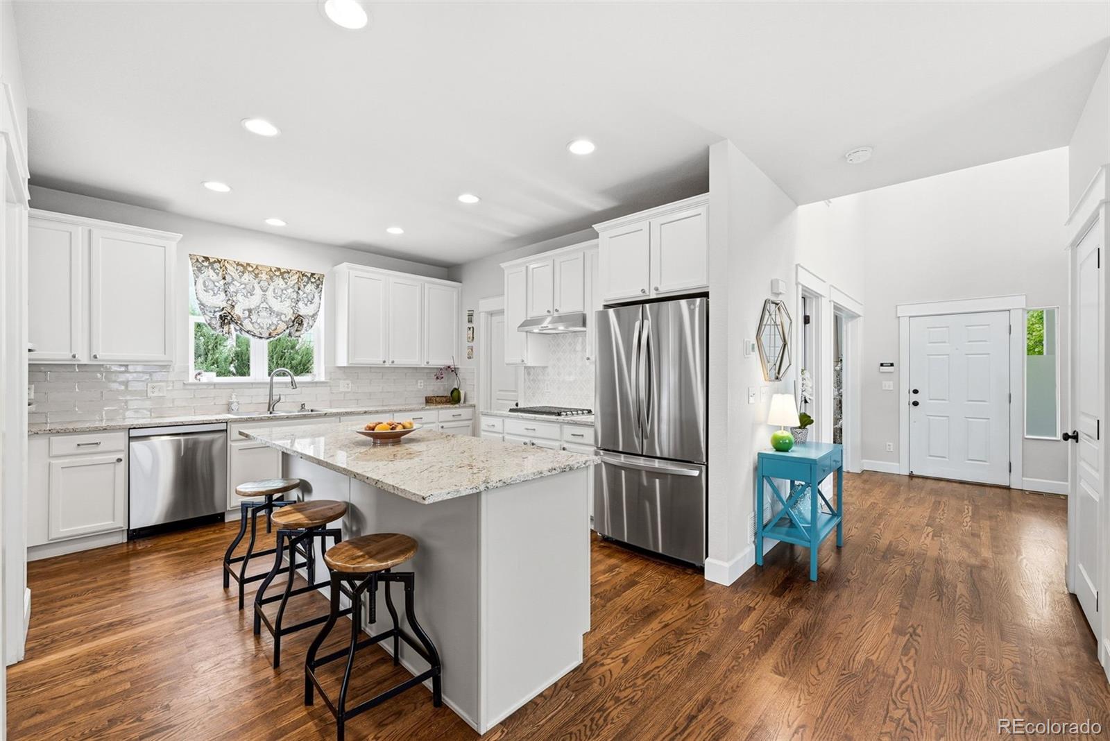 MLS Image #13 for 2356  akron street,denver, Colorado