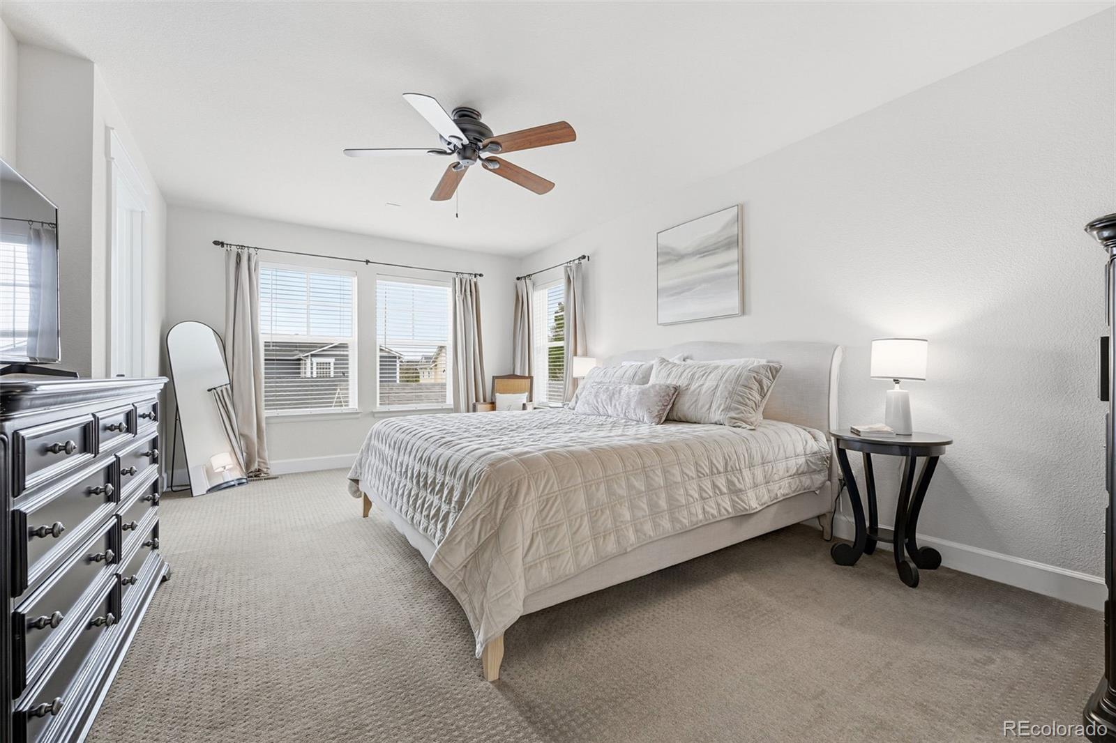 MLS Image #25 for 2356  akron street,denver, Colorado