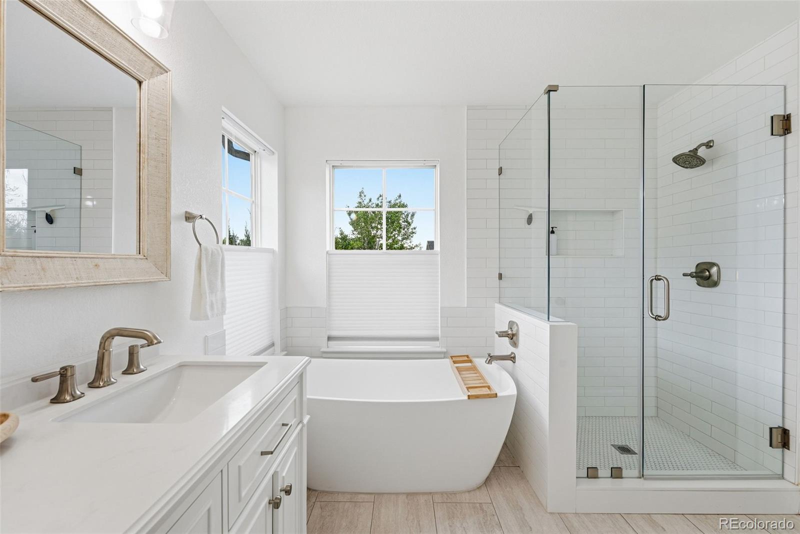 MLS Image #29 for 2356  akron street,denver, Colorado