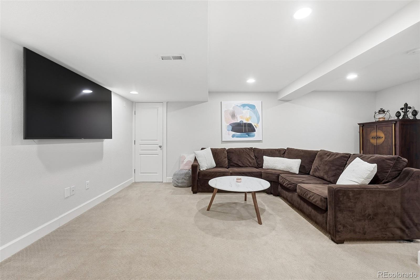 MLS Image #35 for 2356  akron street,denver, Colorado