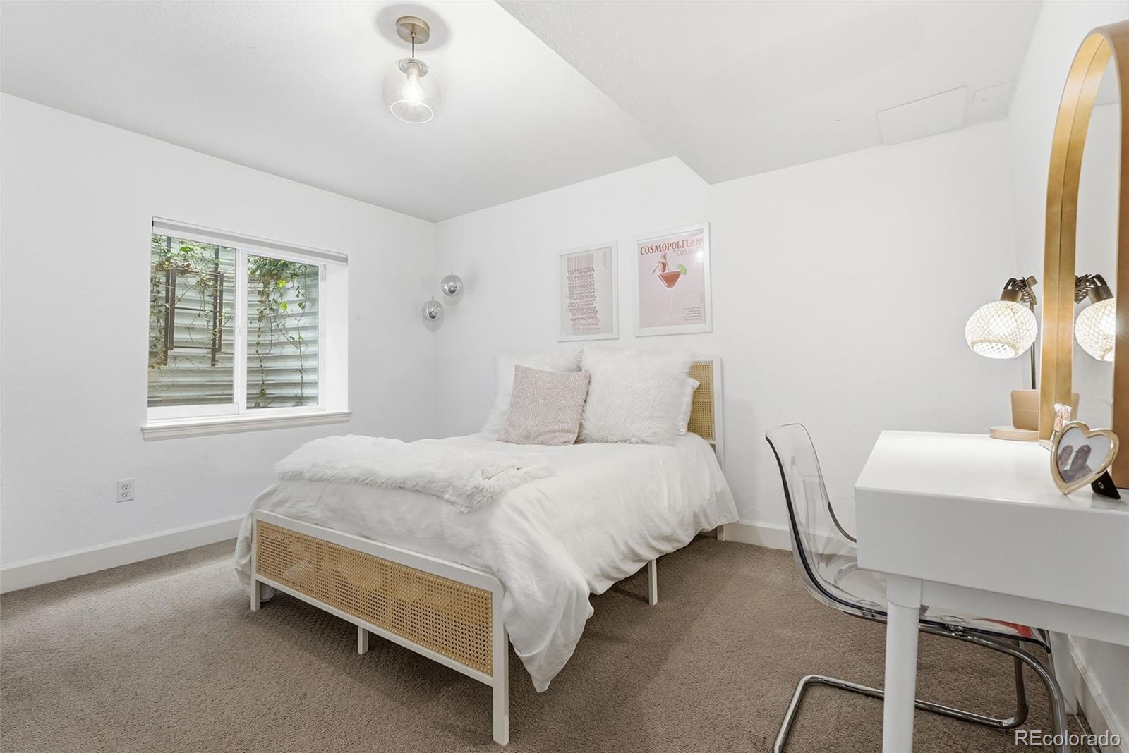 MLS Image #39 for 2356  akron street,denver, Colorado